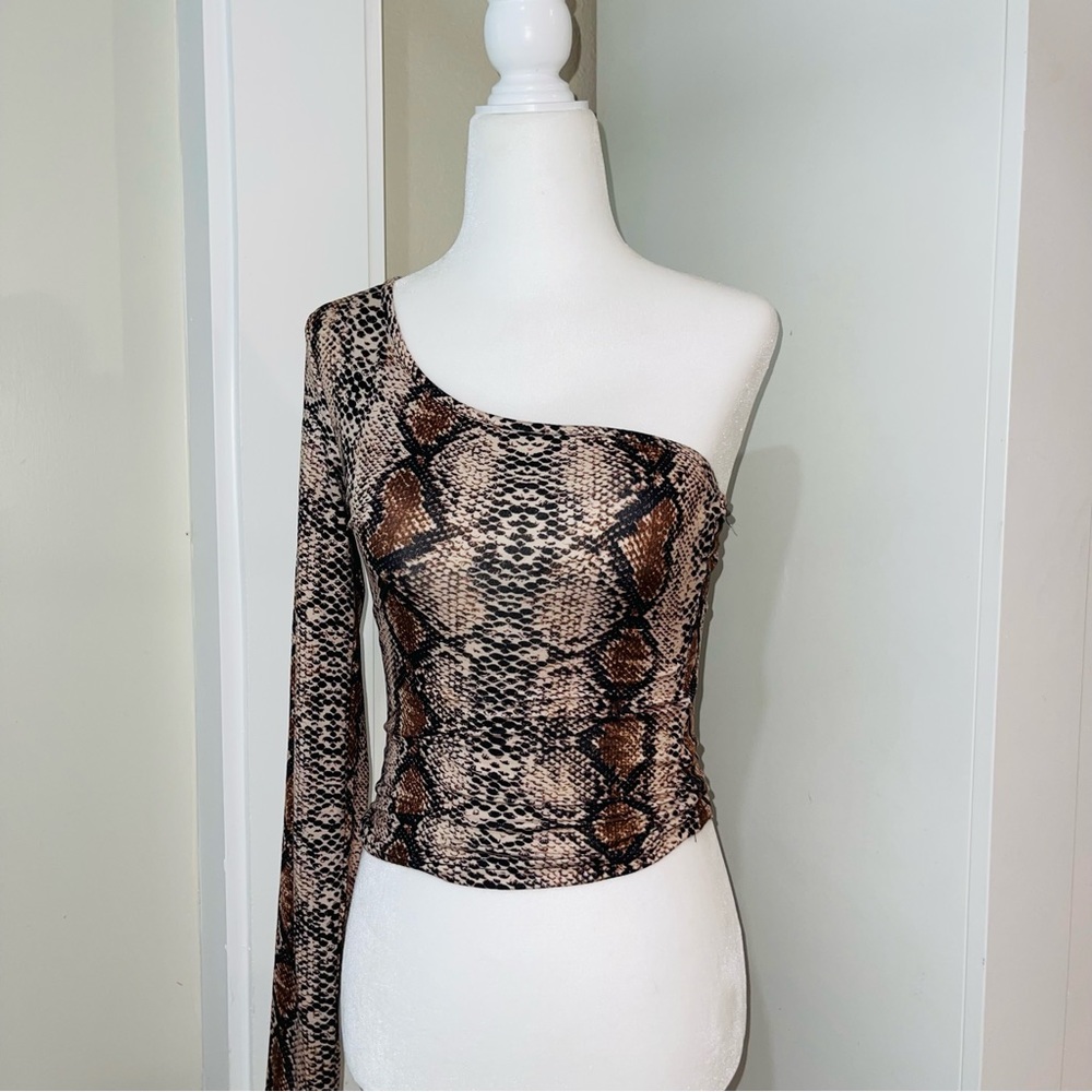 🐍 SHEIN One Shoulder Snakeskin Crop Top🐍